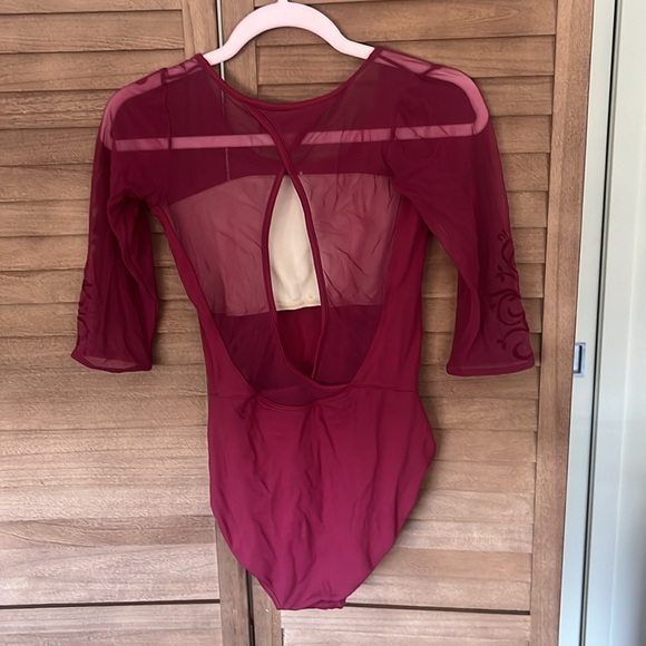 Beautiful Block brand Medium Leotard - Picture 3 of 5